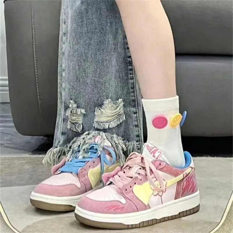 ADVBRIDGE  -  Flower Graffiti Womens Casual Shoes Versatile Ins Style Lace Up Skateboard Shoes Round Toe Wear Resistant Womens Sneakers