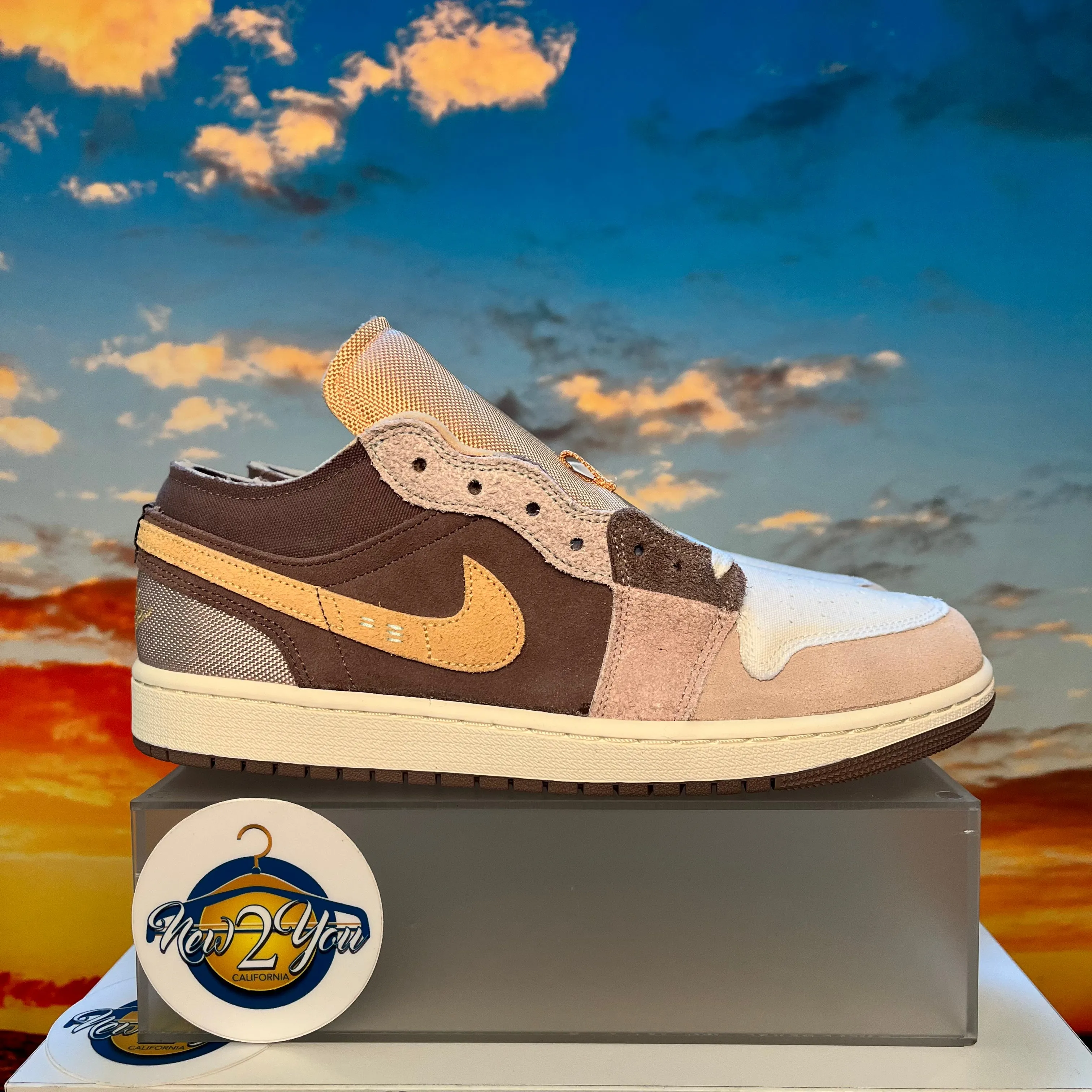 Air Jordan 1 Low SE Craft 'Inside Out - Taupe Haze'