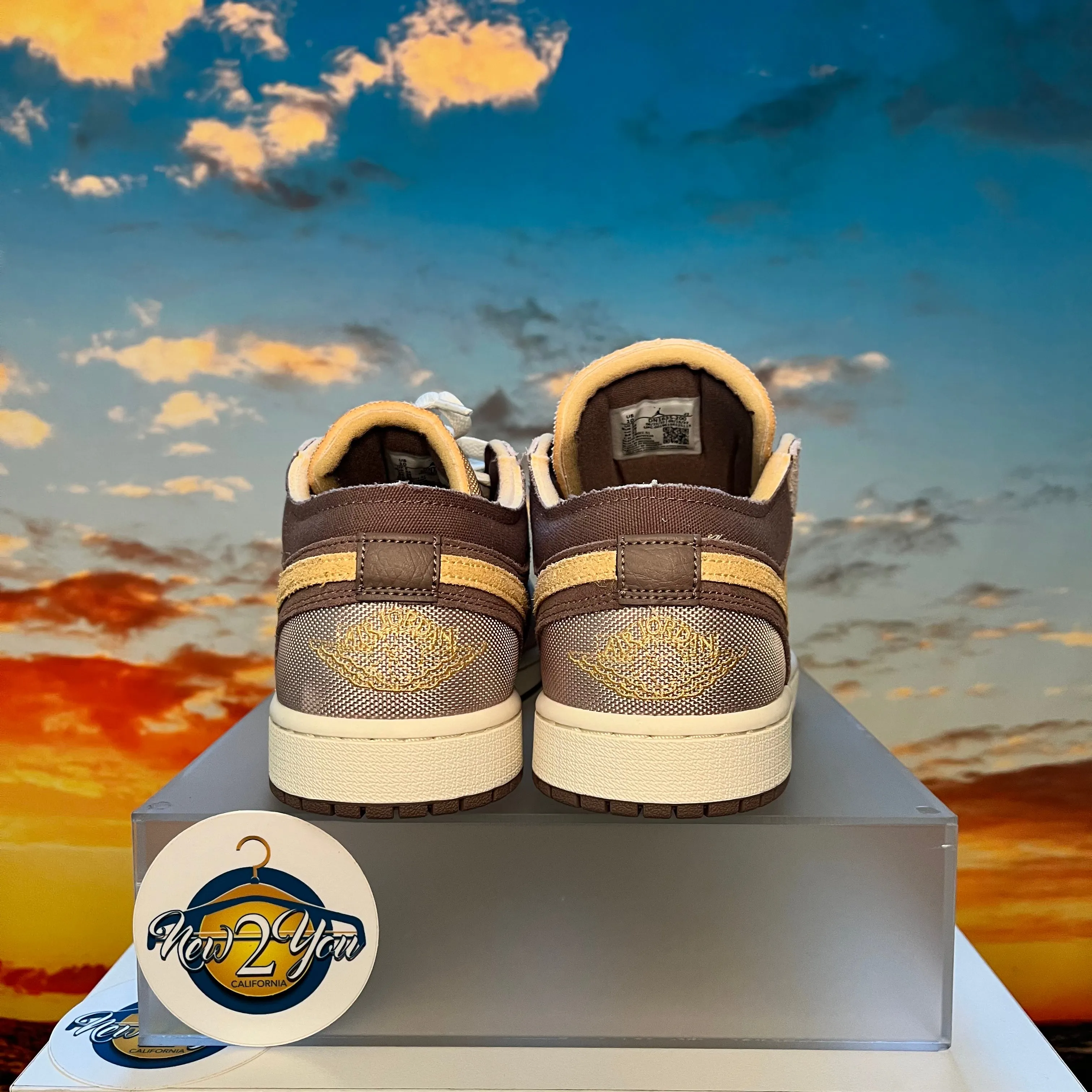 Air Jordan 1 Low SE Craft 'Inside Out - Taupe Haze'