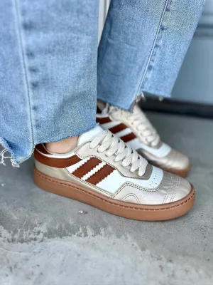 Double Stripe Sneaker