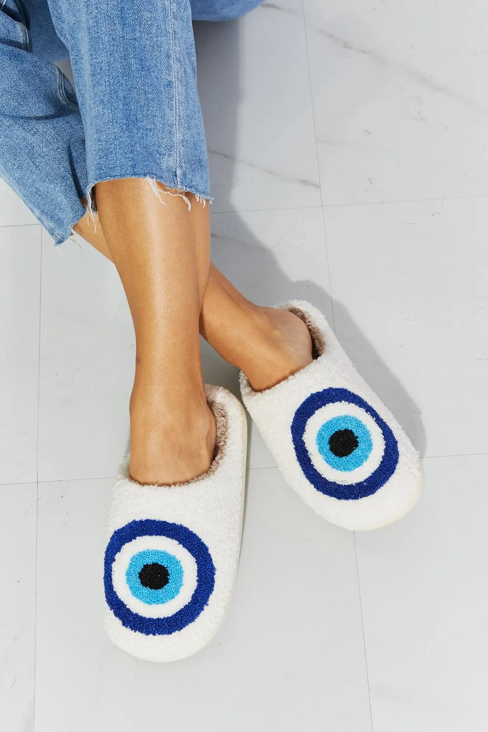 Hazel Blues® | Eye Plush Slipper