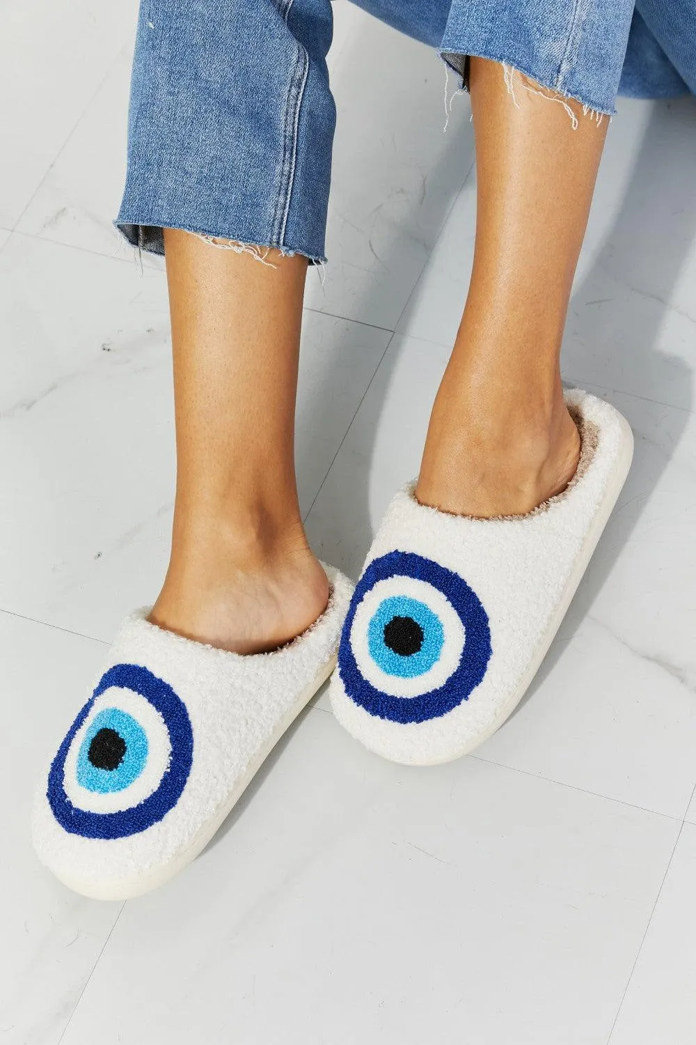 Hazel Blues® | Eye Plush Slipper