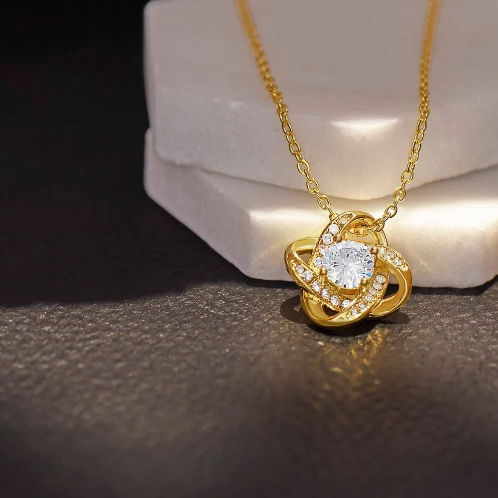 Love Ya Mom Happy Birthday Alluring Beauty Necklace