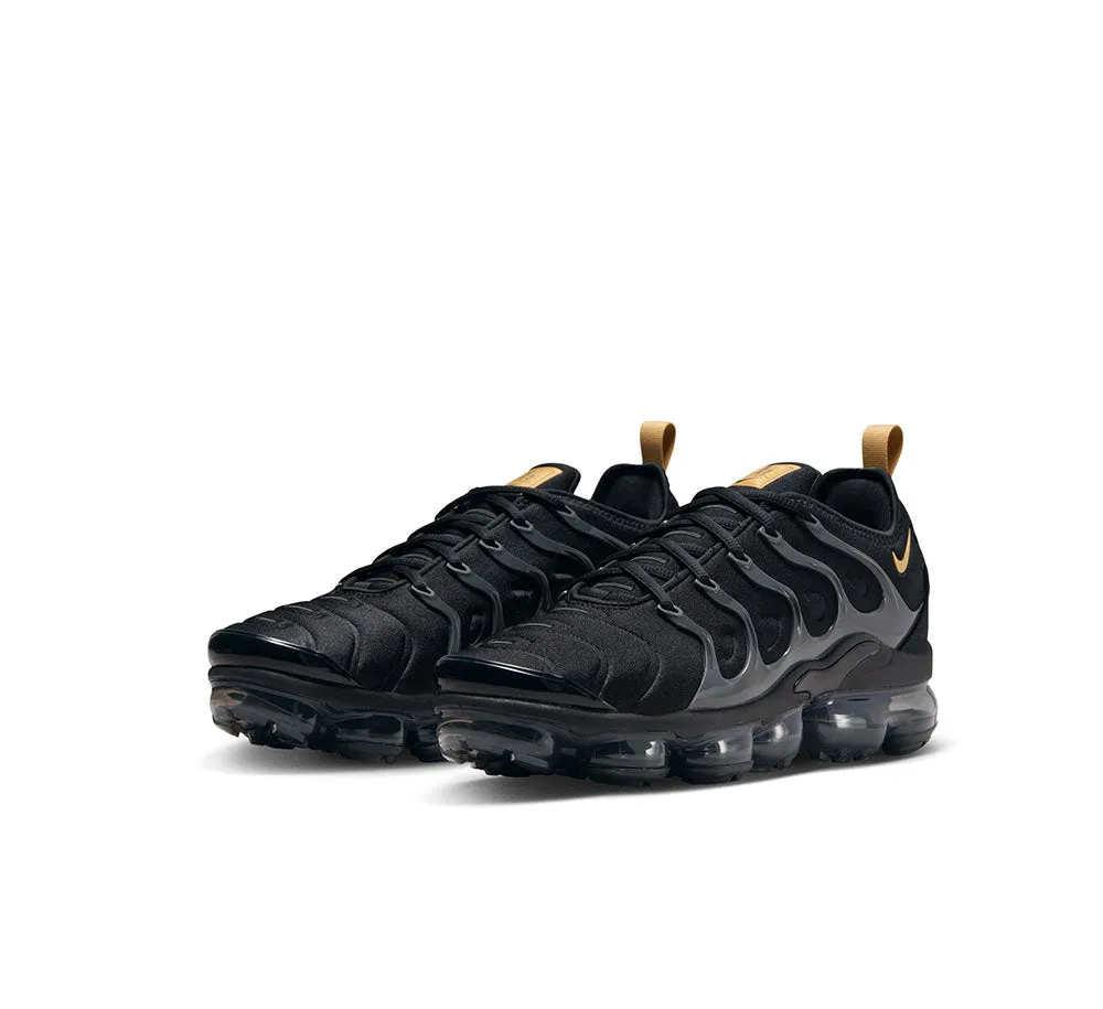 NIKE AIR VAPORMAX PLUS