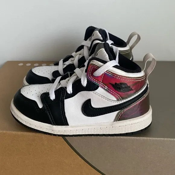 Nike Jordan 1 Mid SE ‘Heat Reactive’ Toddler Sneakers - SZ 8 C