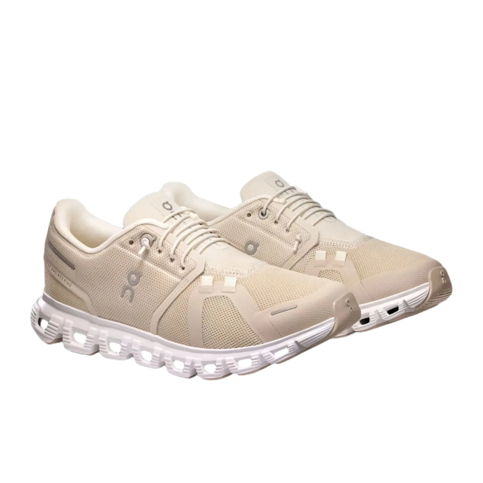 On Running Women's Cloud 6 Sneaker in Pearl/White