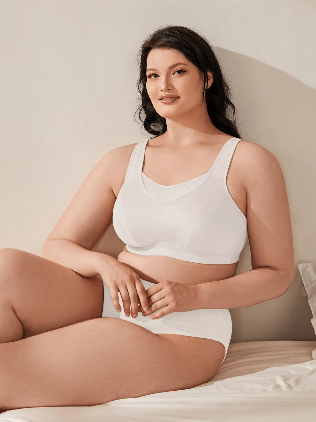 Plus Size Non Padded Yoga Sports Bra White