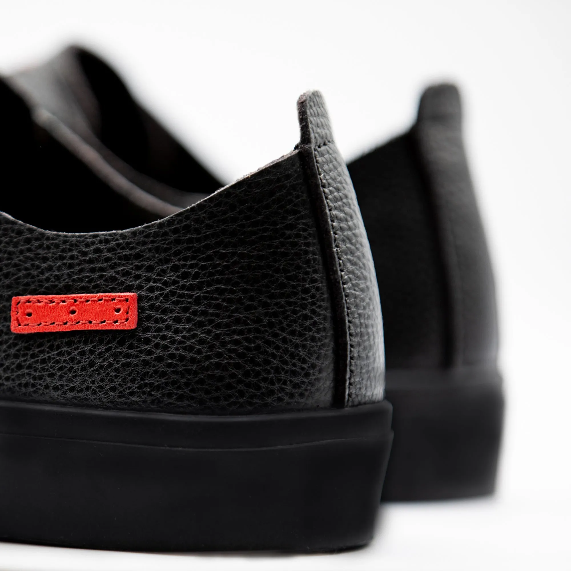 Seika Black / Black Full-Grain Leather