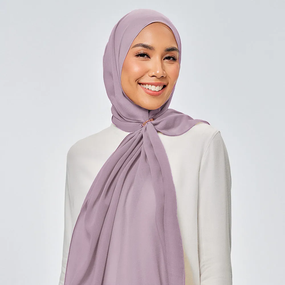 Suri in Amethyst