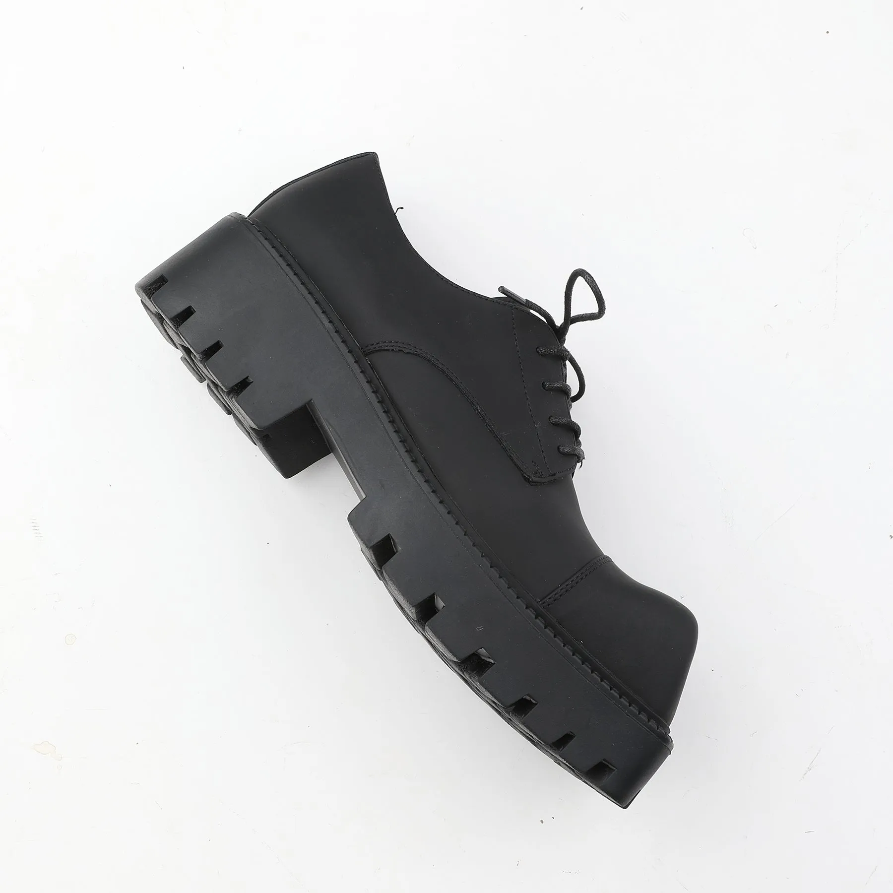Thick-soled Black Square Toe Shoes