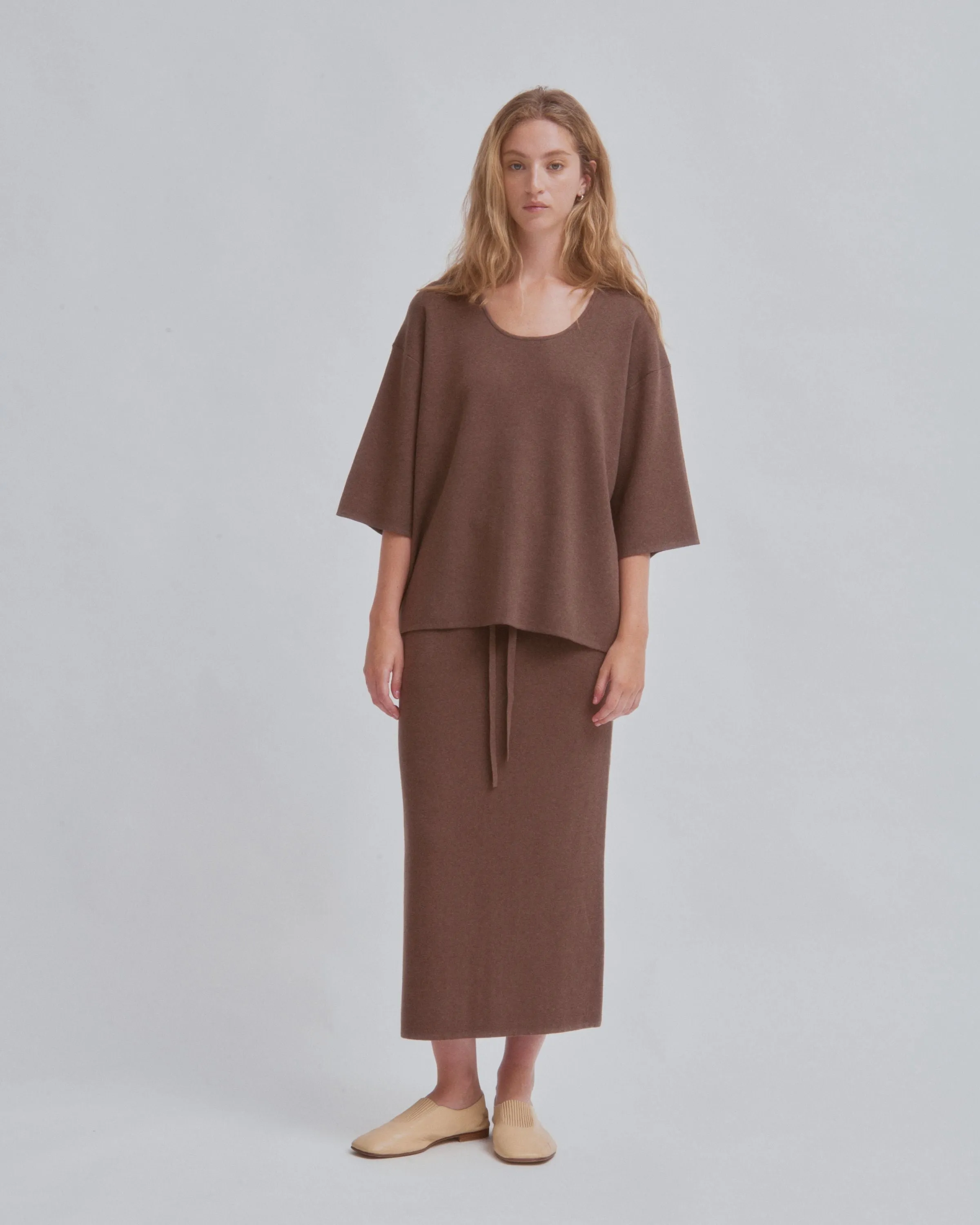 U-Neck Knit Tee in Wood